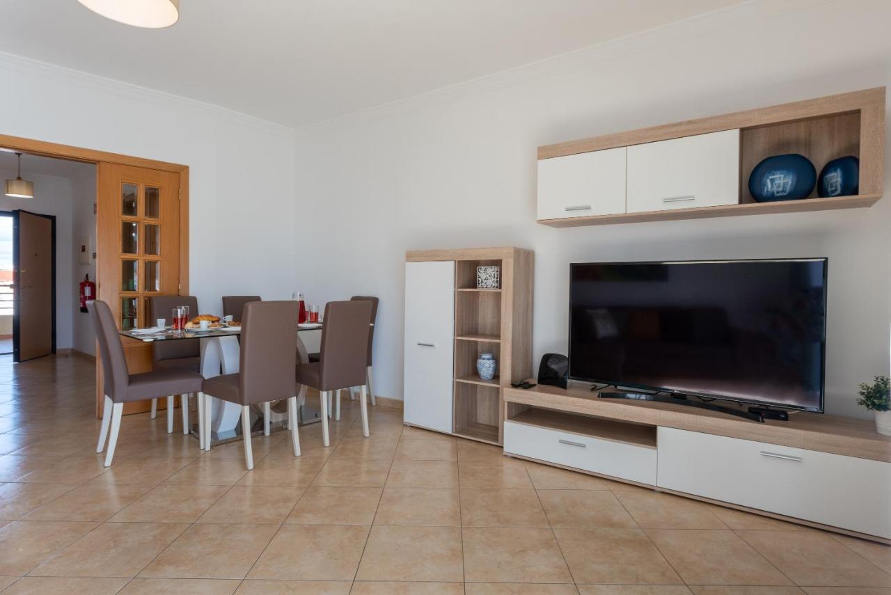 Apartamento Monarquia - T3 Quarteira Dış mekan fotoğraf