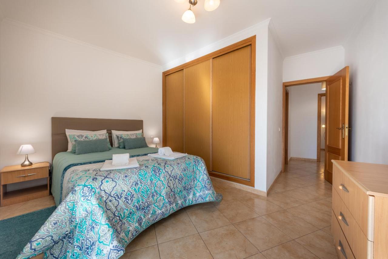 Apartamento Monarquia - T3 Quarteira Dış mekan fotoğraf