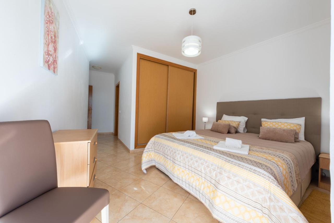 Apartamento Monarquia - T3 Quarteira Dış mekan fotoğraf