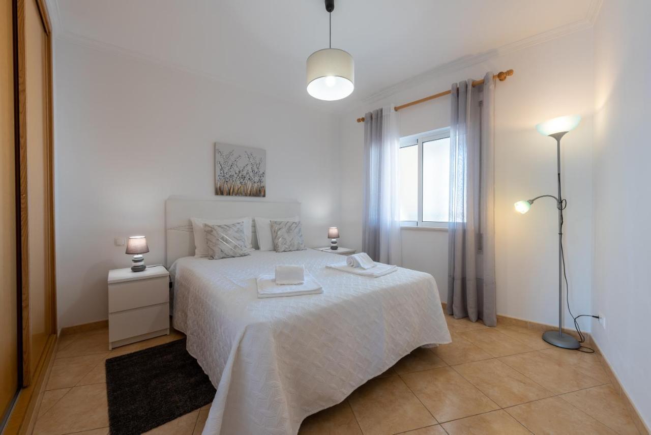 Apartamento Monarquia - T3 Quarteira Dış mekan fotoğraf